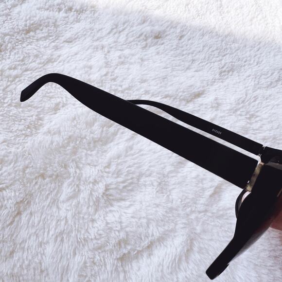 Otto Black Angular Frame Sunglasses - Picture 4 of 11